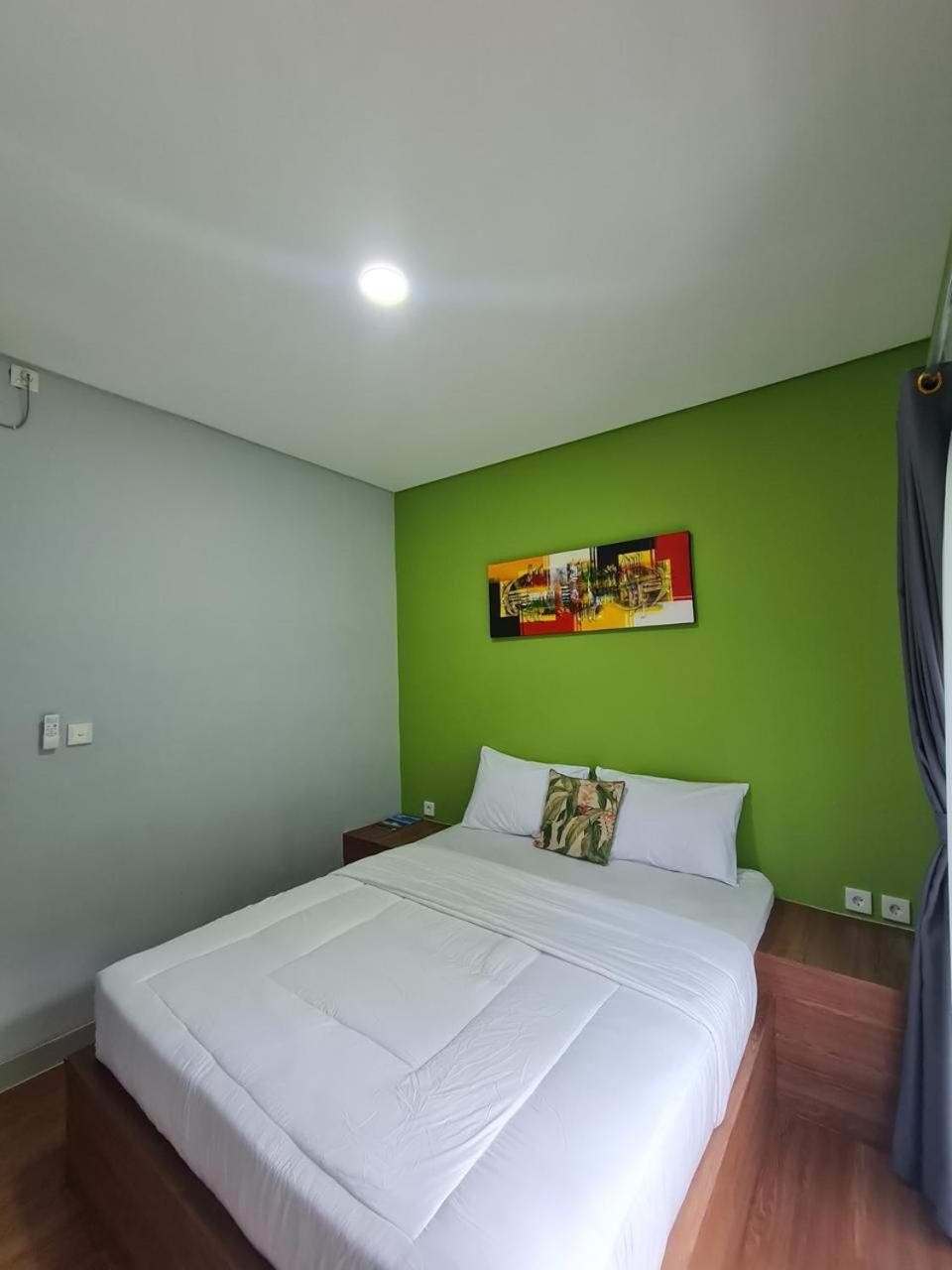 Makarma Resort Lombok Senggigi Exterior photo